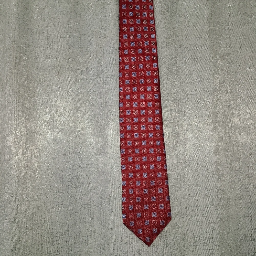 The Men's Store Silk Red and Blue Geometric‎ Tie 100% SILK VTG